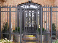 custom-steel-home-gate-with-artistic-center-piece